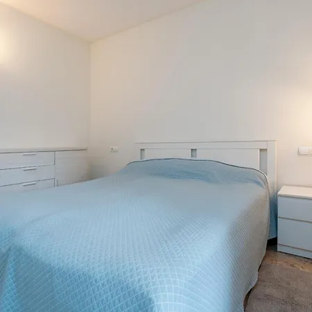 Spacious Four Bedroom In San Pedro アパート マルベーリャ