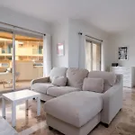 Spacious Four Bedroom In San Pedro アパート マルベーリャ