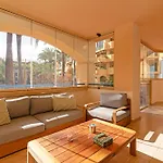 アパート Spacious Four Bedroom In San Pedro マルベーリャ