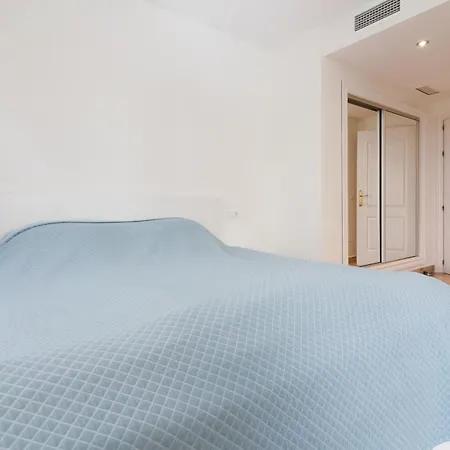 Διαμέρισμα Spacious Four Bedroom In San Pedro *