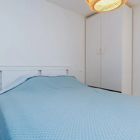 Spacious Four Bedroom In San Pedro Διαμέρισμα Μαρμπέλλα