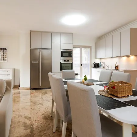 Spacious Four Bedroom In San Pedro Apartament