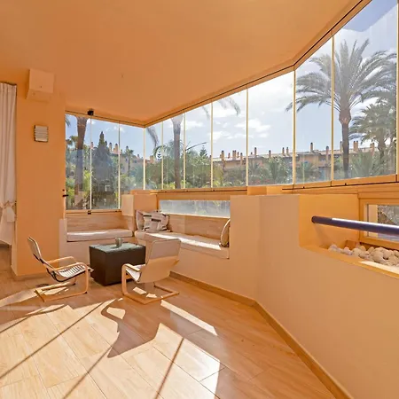 Spacious Four Bedroom In San Pedro