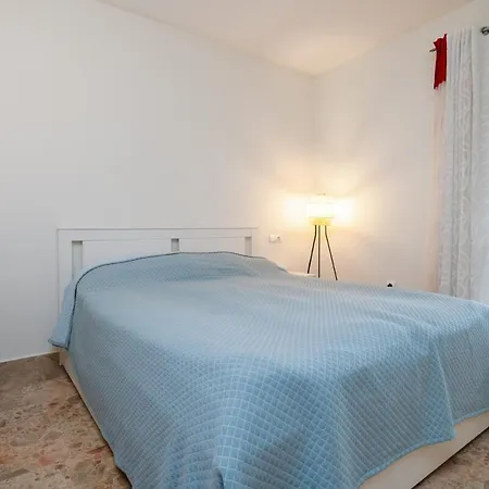 Spacious Four Bedroom In San Pedro