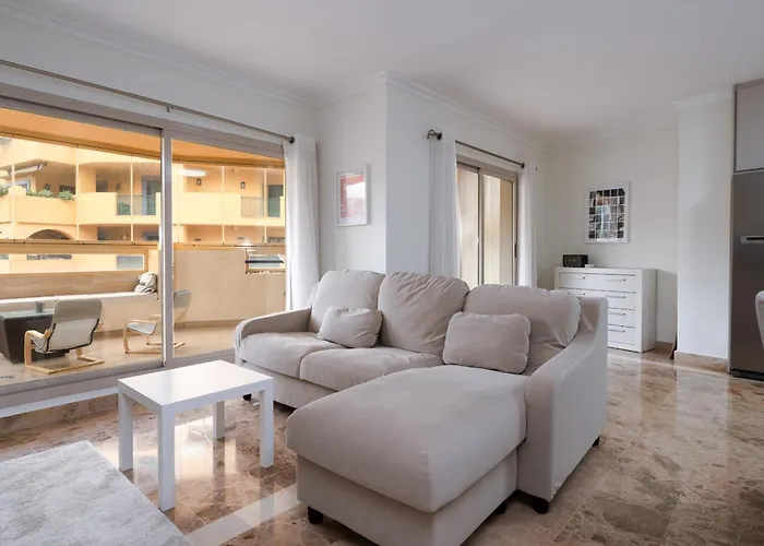 Spacious Four Bedroom In San Pedro Apartmán Marbella