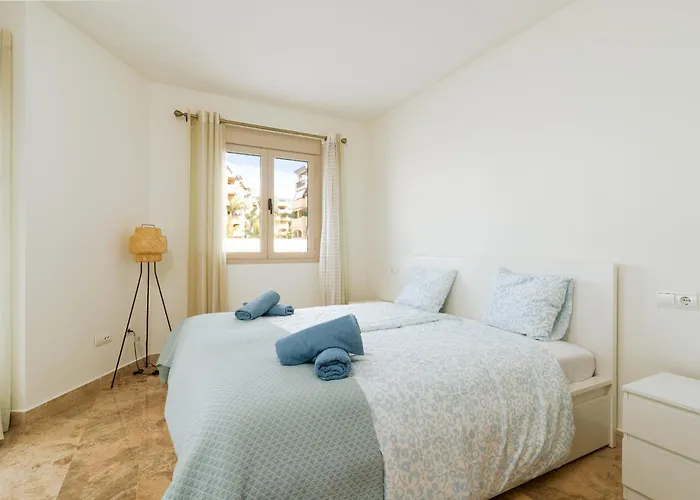 Spacious Four Bedroom In San Pedro Marbella