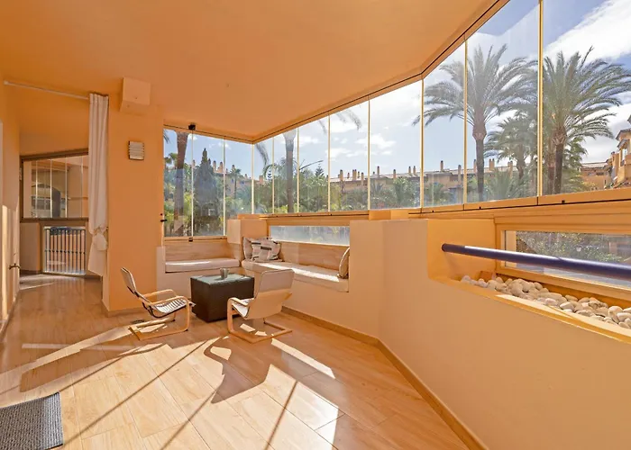Spacious Four Bedroom In San Pedro