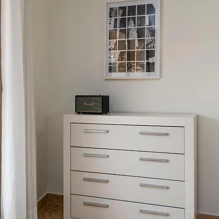 Lägenhet Spacious Four Bedroom In San Pedro Marbella