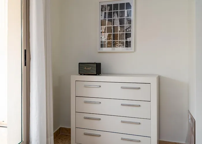 Lägenhet Spacious Four Bedroom In San Pedro Marbella