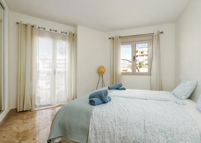 Lägenhet Spacious Four Bedroom In San Pedro *